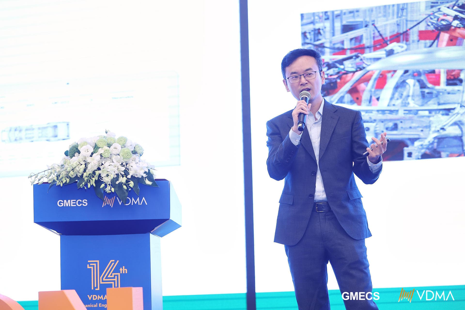 Steven Gao bei seiner Keynote auf dem 14. VDMA China Mechanical Engineering Summit